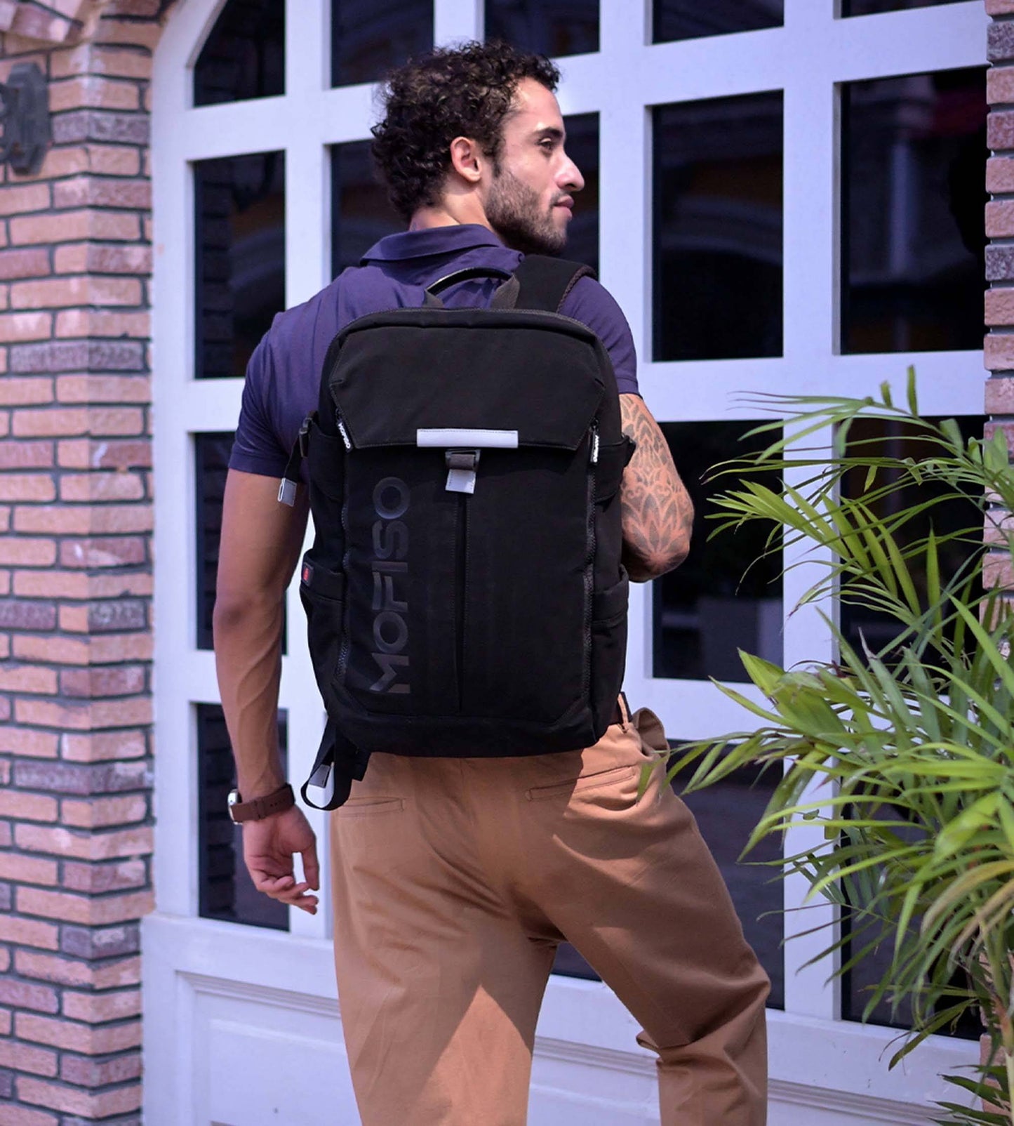 Stryker Magnetic Lock 16" Laptop Backpack