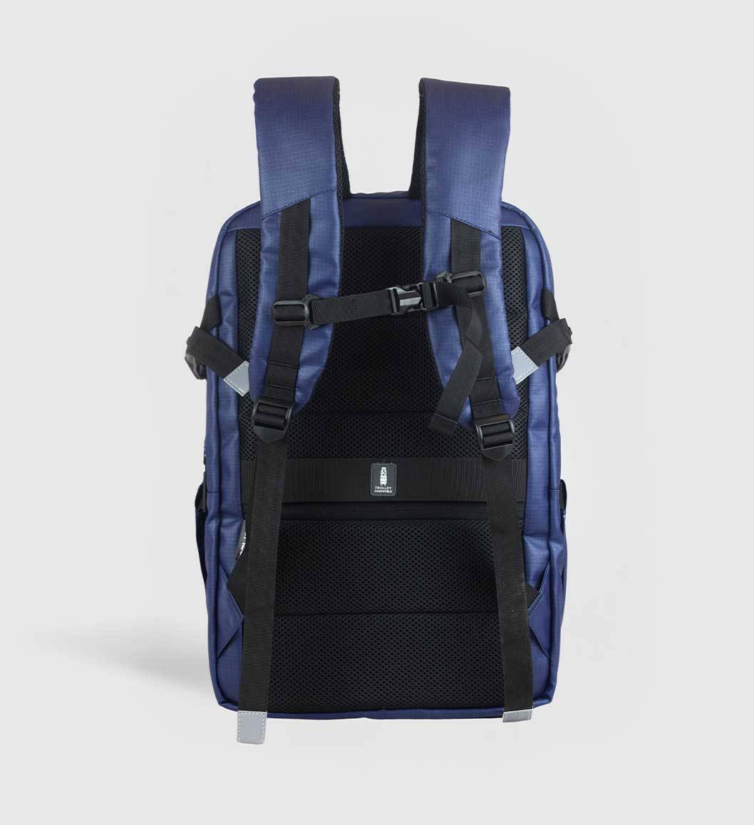 Stryker Magnetic Lock 14 Laptop Backpack